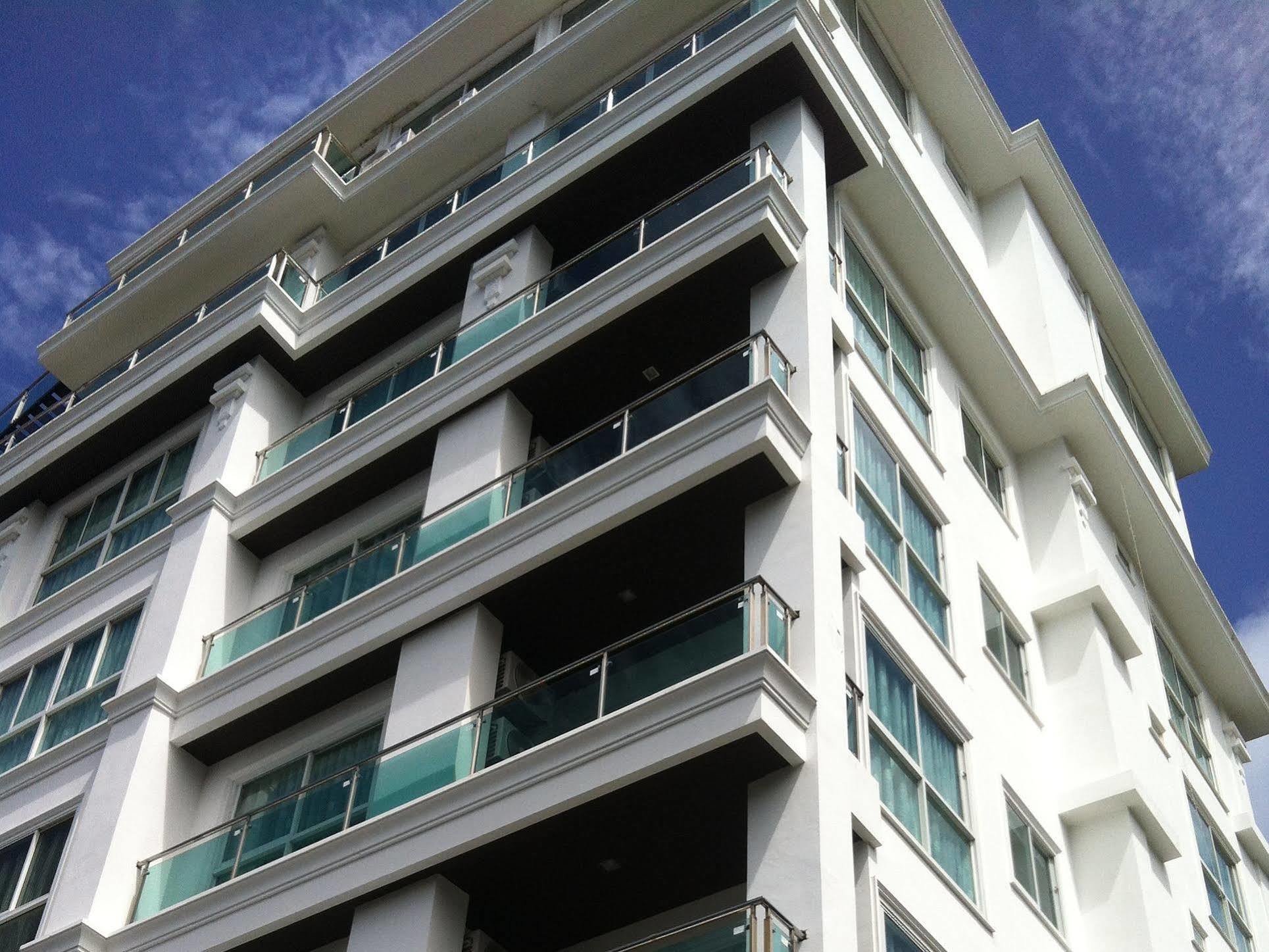 Goldstone Residency Patong , Phuket Apartment Екстериор снимка