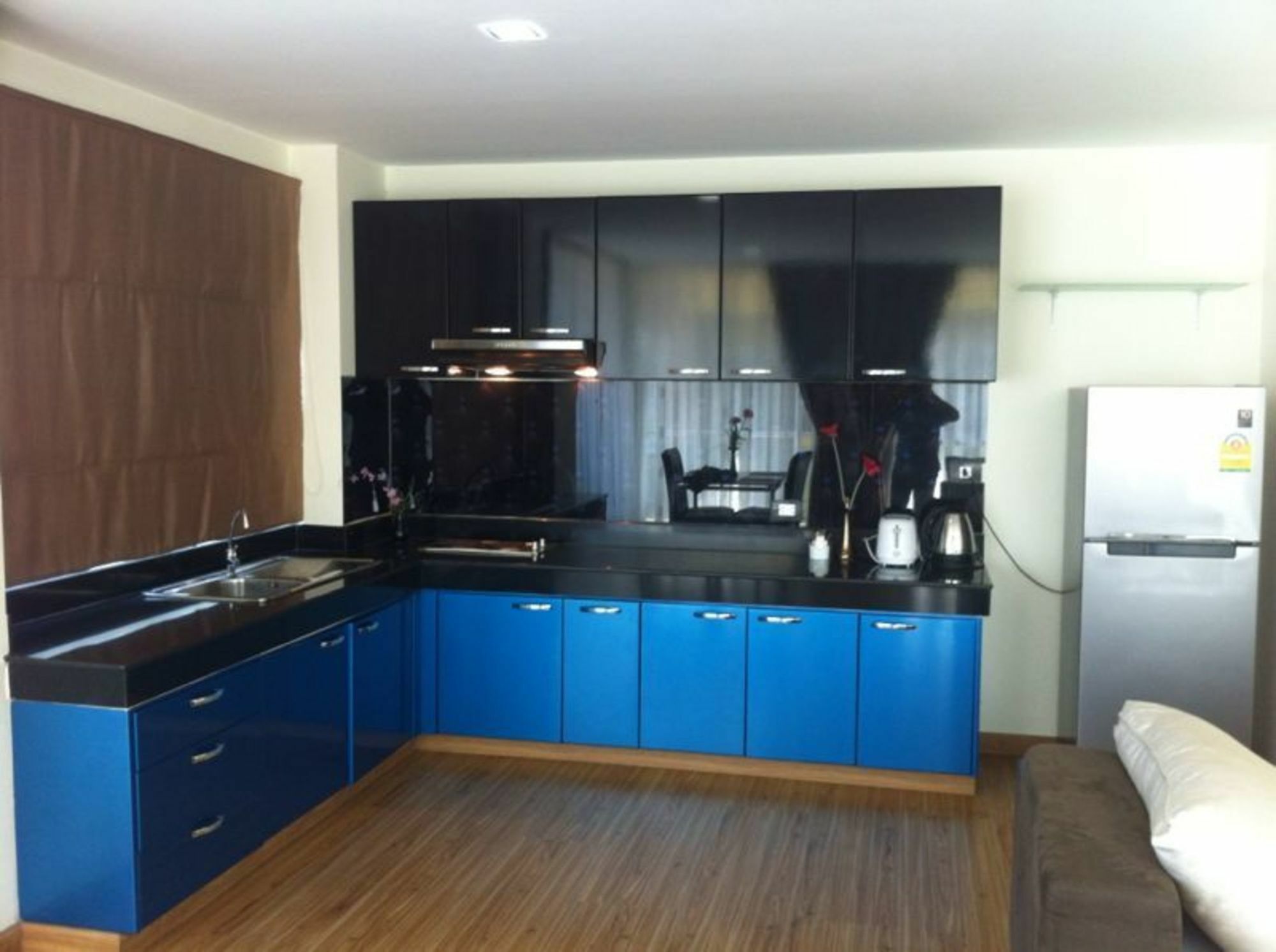 Goldstone Residency Patong , Phuket Apartment Екстериор снимка